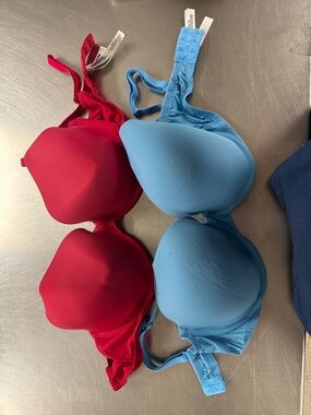 PINK Victoria's Secret Wear Everywhere TShirt Bras